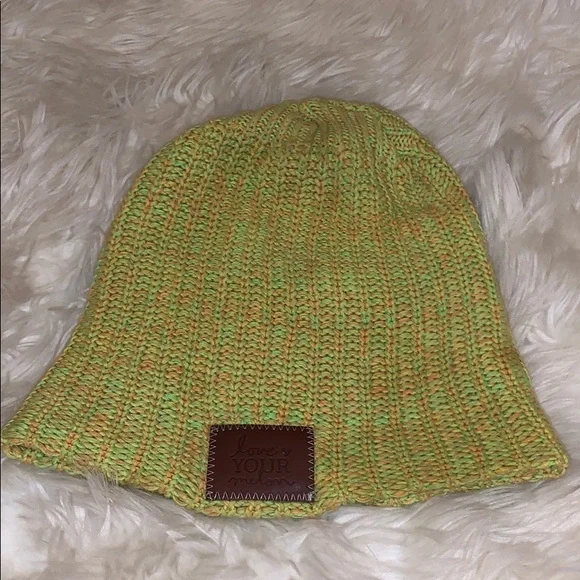 Love Your Melon | Accessories | Love Your Melon Beanie Hat  display picture 1